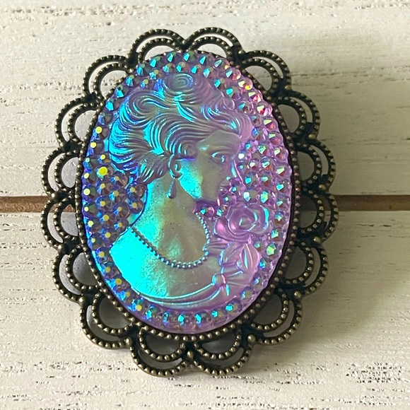 Victorian Jewelry - Iridescent Purple, Pink, Woman Victorian, Cameo Statement Brooch, Lapel Pin